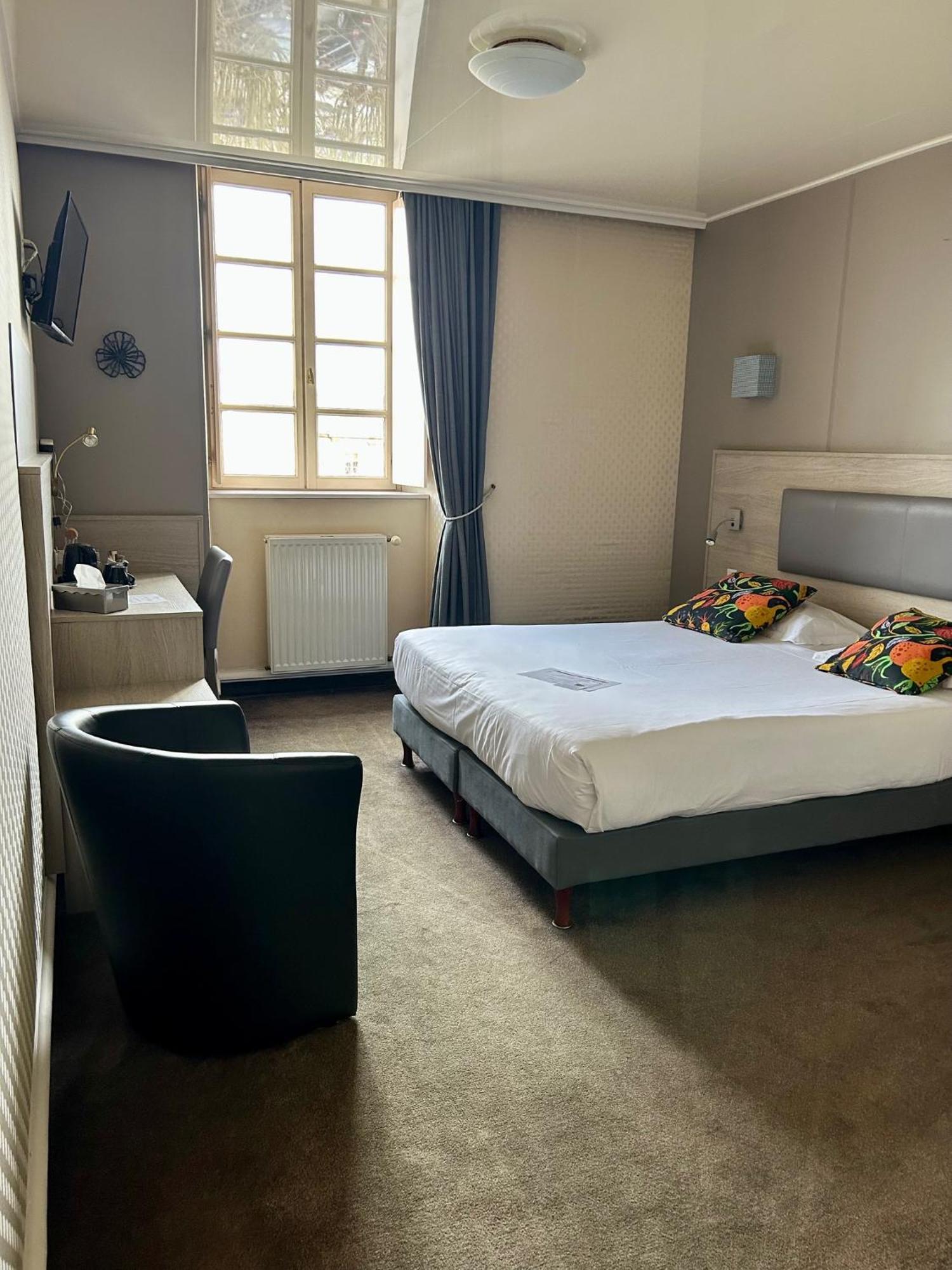 Cit'Hotel Le Challonge Dinan Ngoại thất bức ảnh